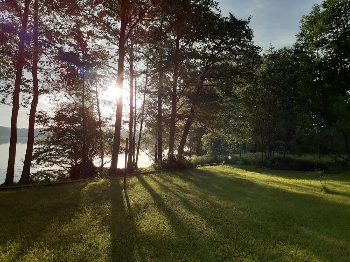 Czarna Jachta - Na Szlaku Legend - - - - - Pokoje Nad Jeziorem Kruklanki Buitenkant foto